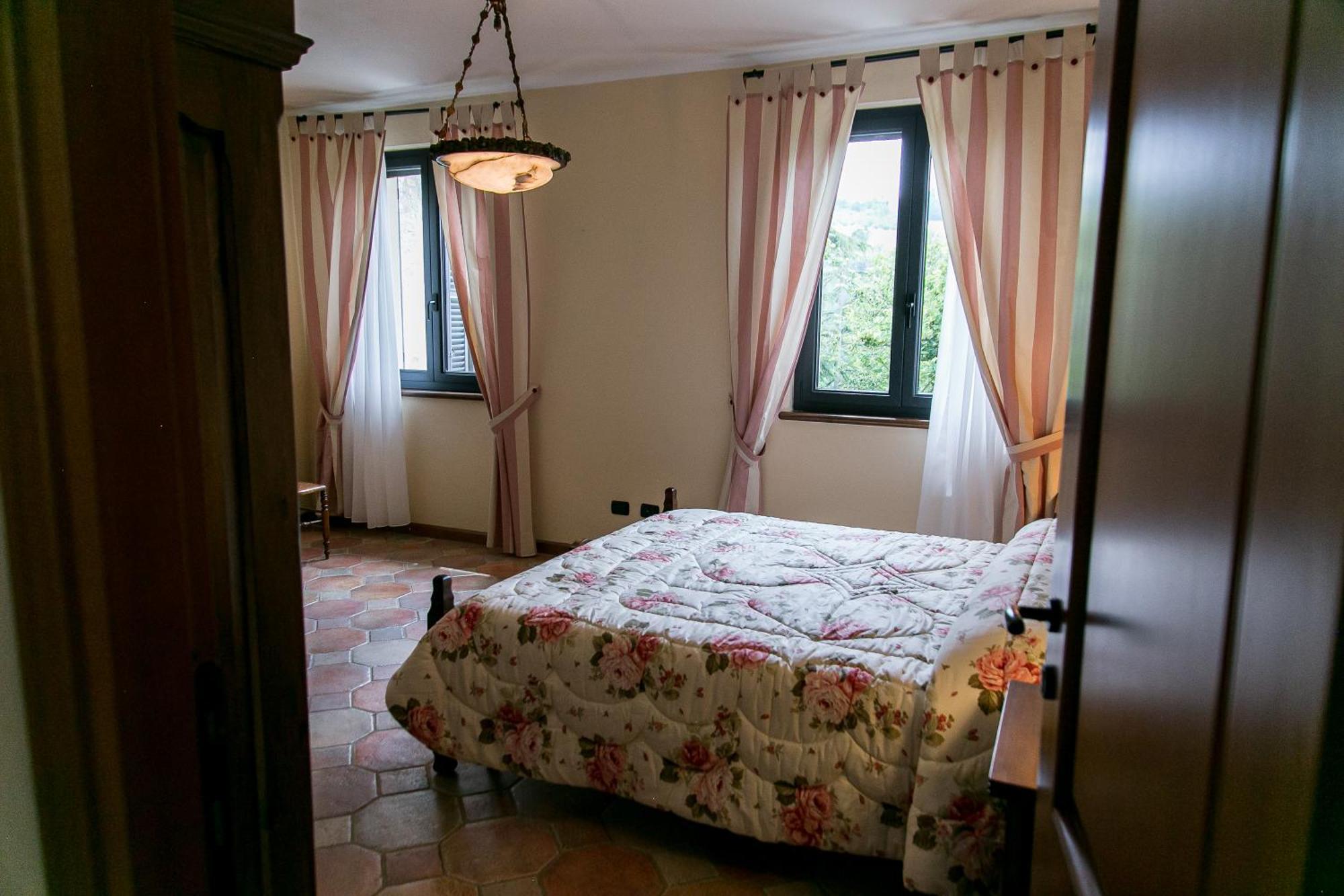 Cadgal - Tenuta La Cova Calamandrana Zewnętrze zdjęcie