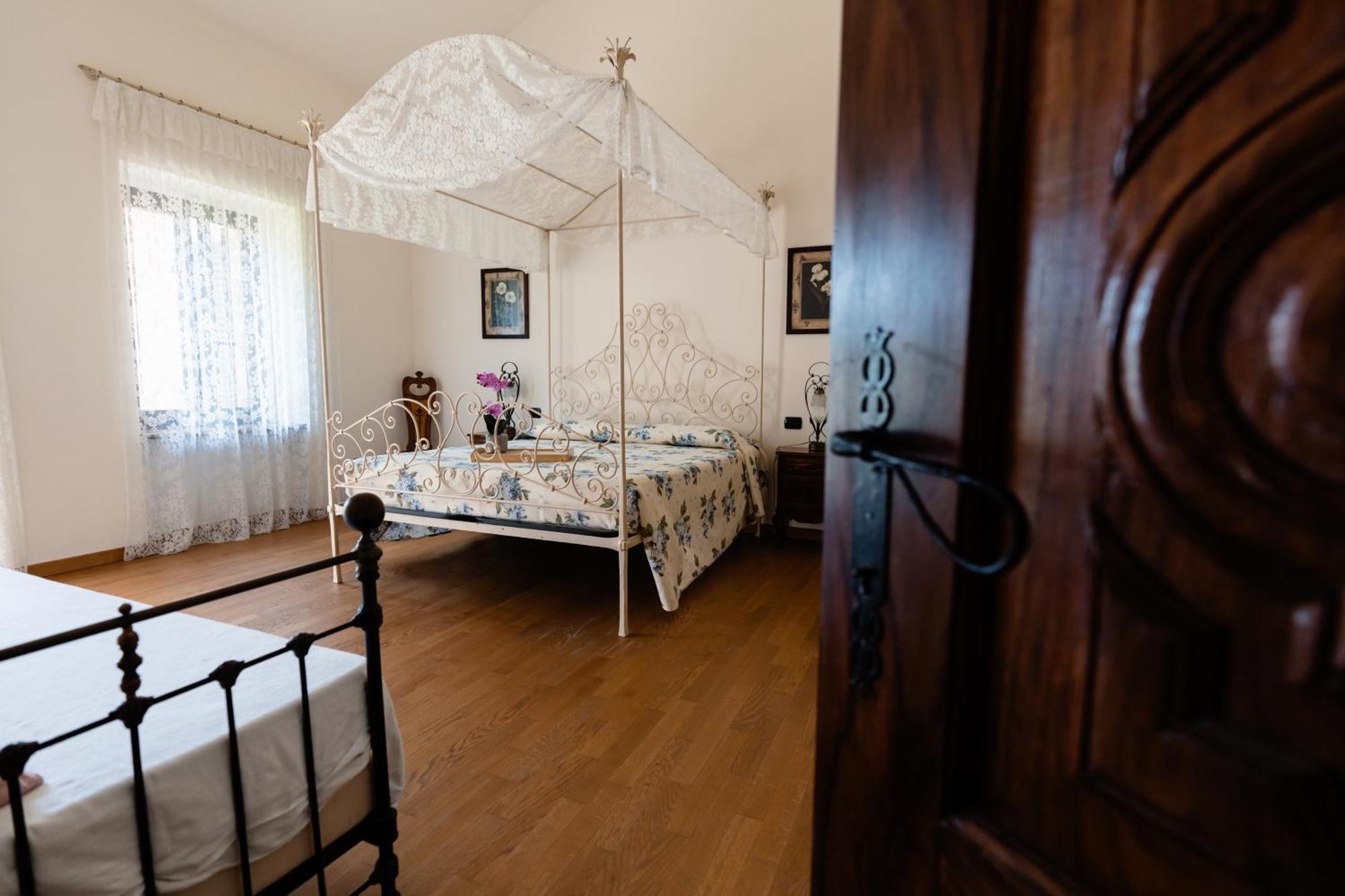 Cadgal - Tenuta La Cova Calamandrana Zewnętrze zdjęcie
